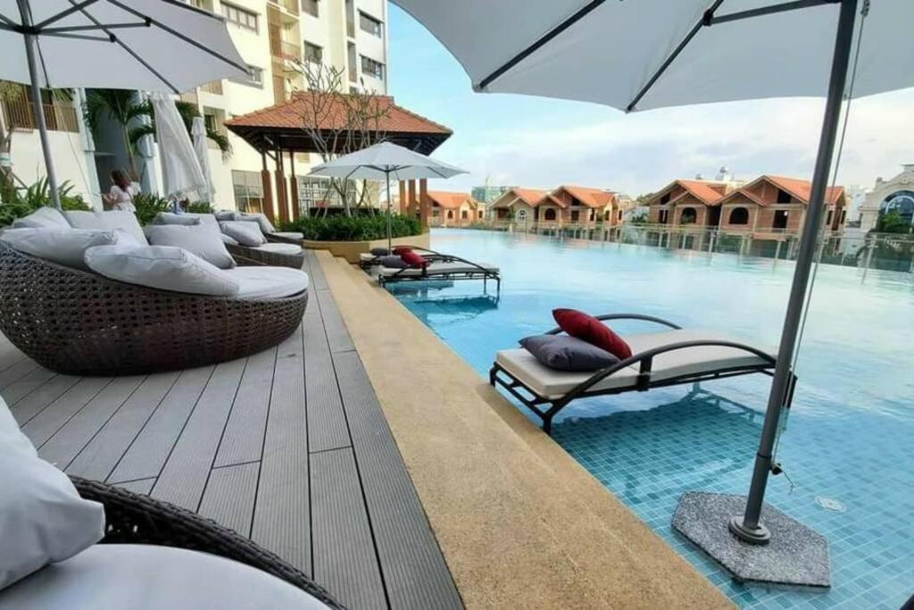 Căn Hộ Cao Cấp Có Hồ Bơi Tại Biên Hòa Esterno foto